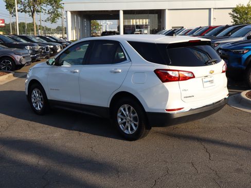 Used 2020 Chevrolet Equinox LT FWD image 8