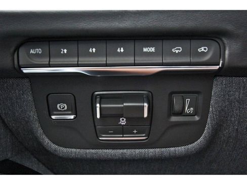 New 2026 Cadillac Escalade Platinum Sport w/ LPO, ONYX Package AWD/4WD image 15
