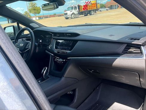 Used 2023 Cadillac XT5 Premium Luxury FWD image 22