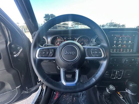 Used 2021 Jeep Wrangler Unlimited Sahara image 15