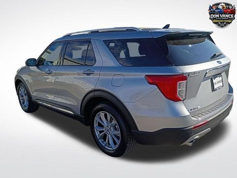 Used 2024 Ford Explorer Limited RWD image 3