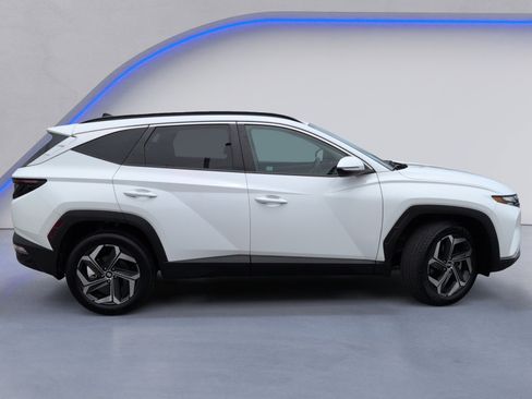 Used 2023 Hyundai Tucson SEL w/ Convenience Package AWD/4WD image 3