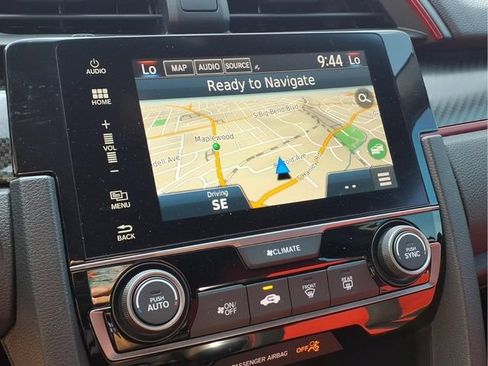 Used 2018 Honda Civic Type R image 8