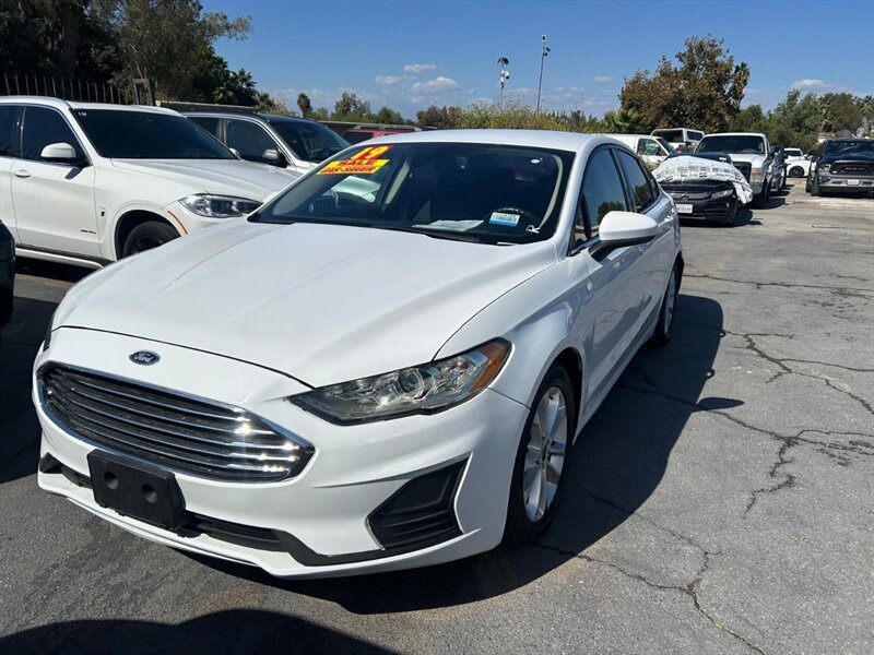 Used 2019 Ford Fusion SE FWD image 8