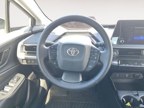 Used 2024 Toyota Prius LE AWD/4WD image 12