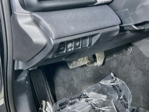 Used 2023 Subaru Outback Premium image 10