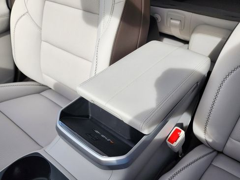 New 2026 GMC Terrain Denali image 33