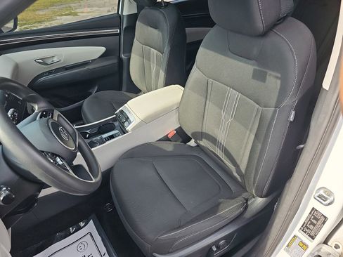 Used 2023 Hyundai Tucson SEL FWD image 17