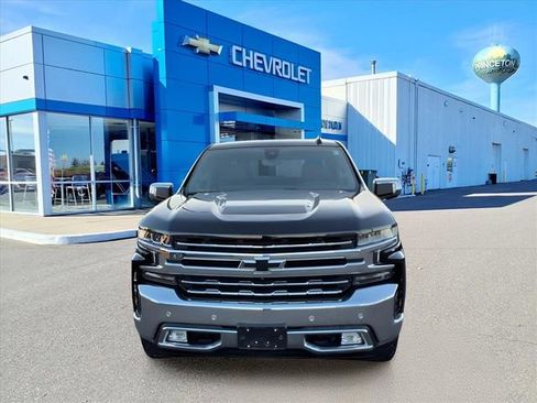 Used 2019 Chevrolet Silverado 1500 LTZ w/ LTZ Premium Package image 9