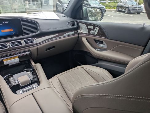 New 2026 Mercedes-Benz GLE 53 AMG 4MATIC Coupe image 15