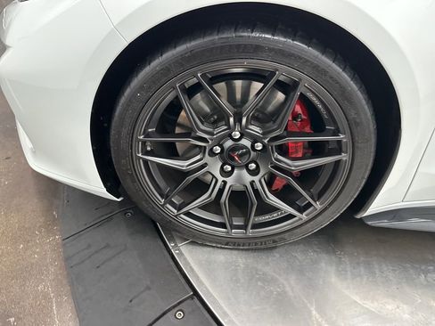 Used 2024 Chevrolet Corvette Z06 w/ Battery Protection Package image 28