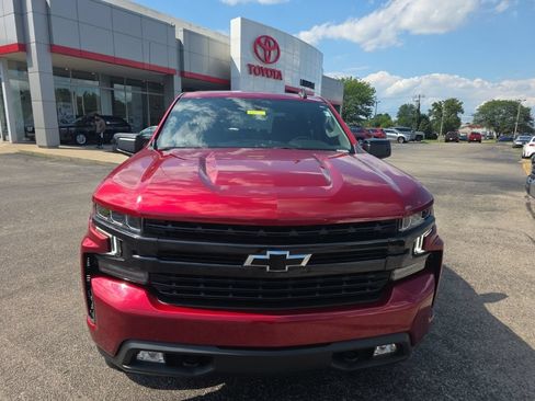 Used 2022 Chevrolet Silverado 1500 RST AWD/4WD image 2