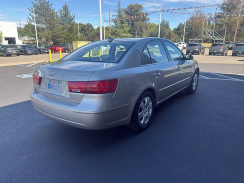 Used 2009 Hyundai Sonata GLS FWD image 5