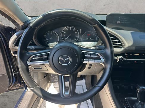 Used 2020 MAZDA MAZDA3 AWD Sedan w/ Preferred Package image 27