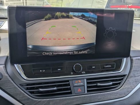 New 2026 Nissan Altima 2.5 SV w/ SV Premium Package FWD image 23