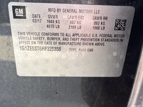 Used 2017 Chevrolet Malibu LT image 35