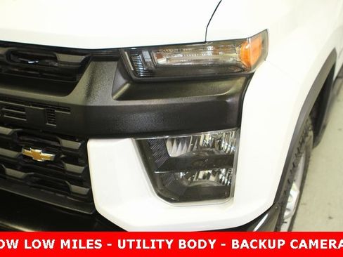 Used 2020 Chevrolet Silverado 2500 W/T w/ WT Convenience Package image 9