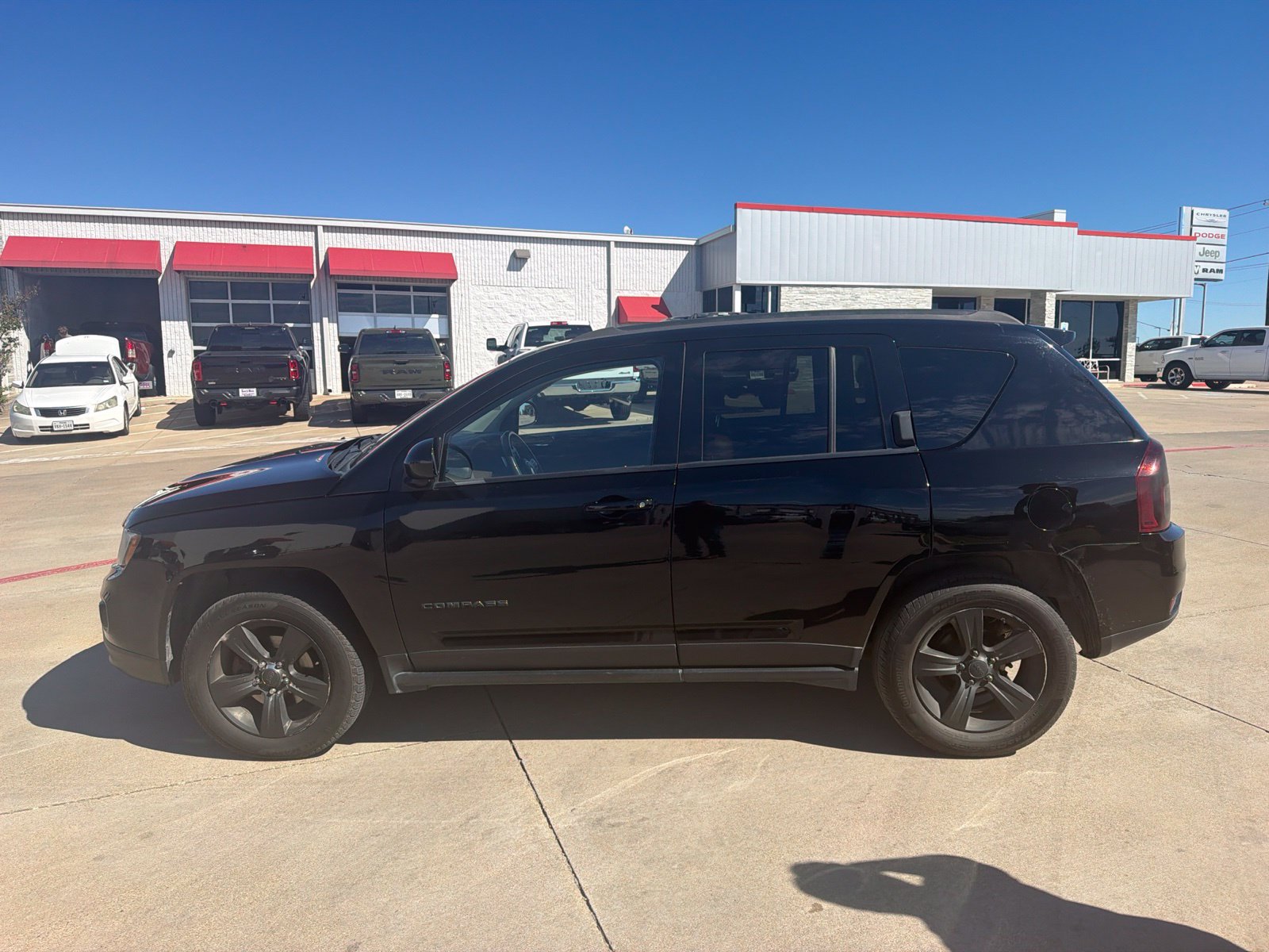 Used 2016 Jeep Compass High Altitude AWD/4WD image 8