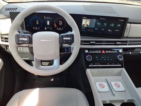 New 2026 Hyundai Santa Fe SE image 10