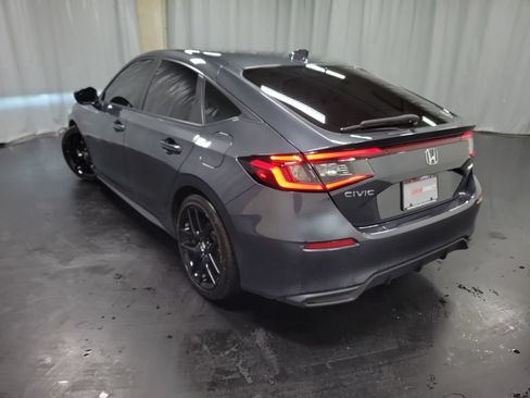 Used 2025 Honda Civic Sport image 6