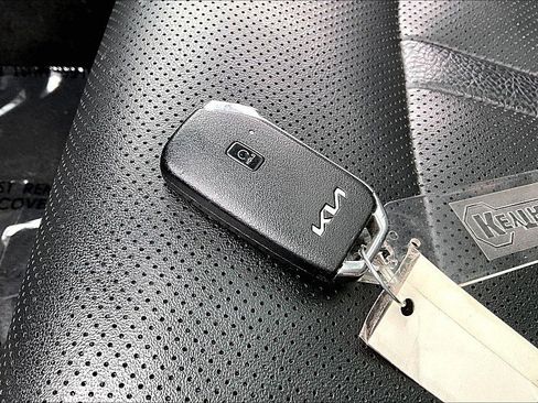 Used 2023 Kia K5 EX w/ EX Premium Package FWD image 10