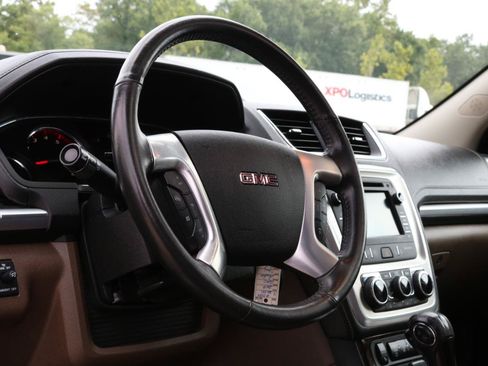 Used 2017 GMC Acadia Limited SLT AWD/4WD image 25