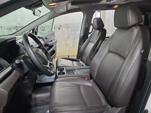 Used 2019 Honda Odyssey EX-L image 15