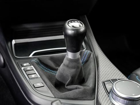 Used 2021 BMW M2 Competition RWD image 21