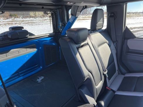 Used 2024 Ford Bronco Wildtrak image 34