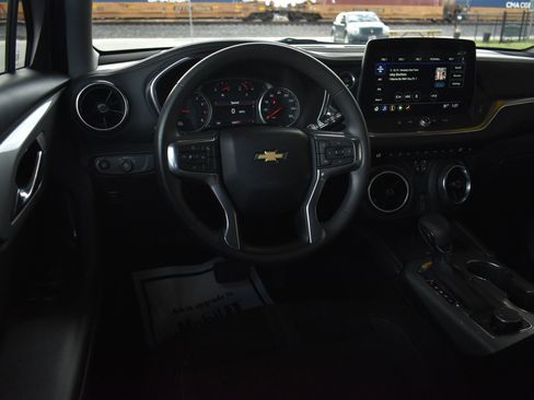 Used 2024 Chevrolet Blazer LT w/ Convenience Package image 18