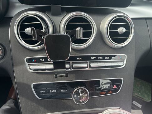 Used 2021 Mercedes-Benz C 300 Sedan image 22