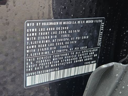 New 2025 Volkswagen Taos SE image 35