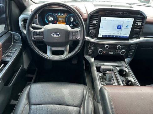 Used 2022 Ford F150 Lariat AWD/4WD image 9