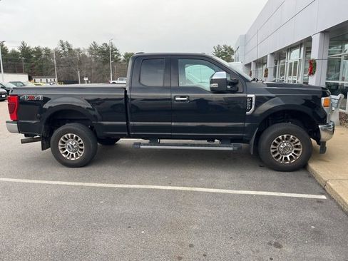 Used 2021 Ford F250 XLT w/ XLT Premium Package image 2