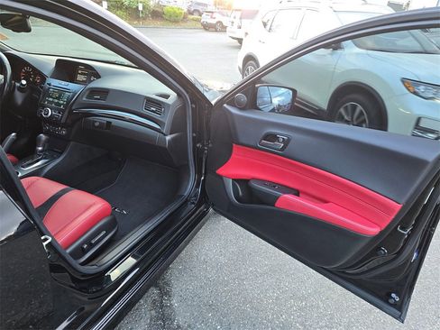 Used 2020 Acura ILX image 10