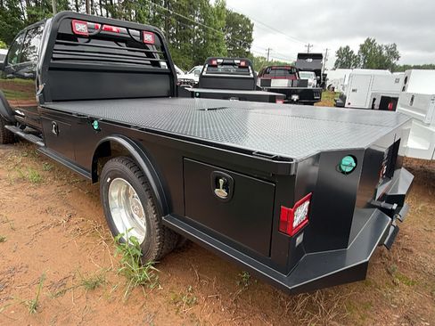 New 2026 RAM 5500 Tradesman w/ Chrome Appearance Group AWD/4WD image 8