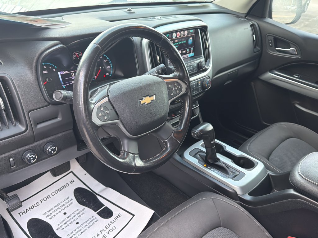 Used 2017 Chevrolet Colorado LT w/ LT Convenience Package AWD/4WD image 6