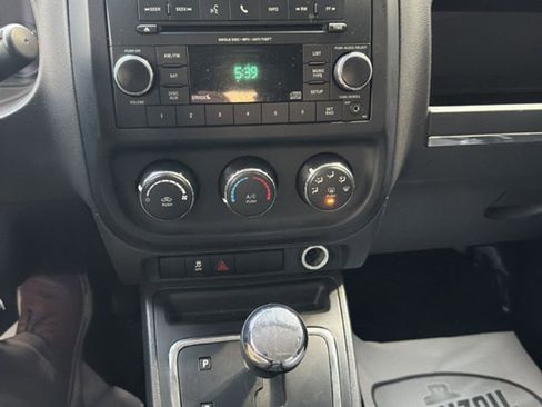 Used 2016 Jeep Patriot Sport w/ Power Value Group image 21