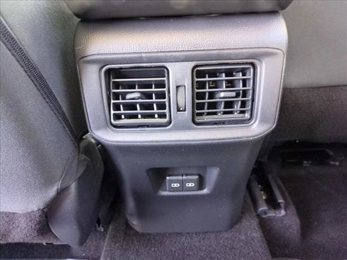 Used 2025 Toyota RAV4 XLE w/ Convenience Package FWD image 17