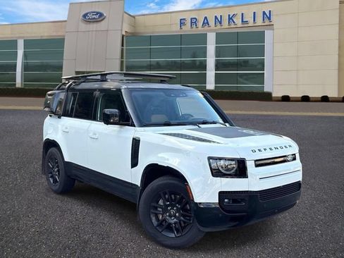 Used 2024 Land Rover Defender 110 X-Dynamic SE AWD/4WD image 1