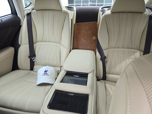 Used 2018 Lexus LS 500 AWD w/ Luxury Package image 17