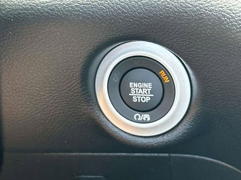 New 2026 Chrysler Voyager LX FWD image 27