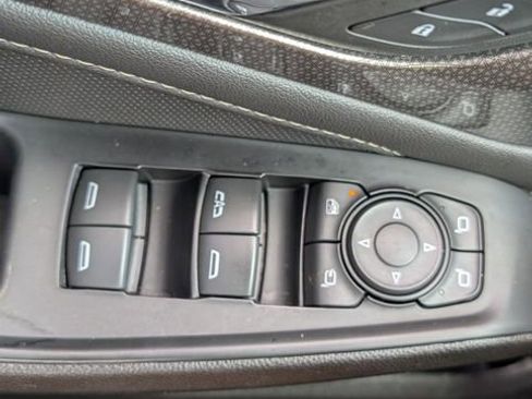 Used 2023 Chevrolet Traverse Premier w/ Redline Edition FWD image 37