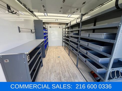 Used 2024 Isuzu NPR RWD image 8