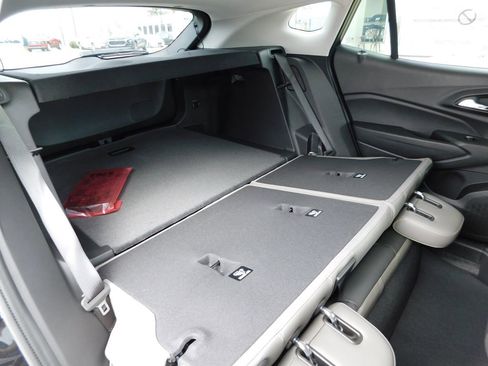 New 2026 Chevrolet Trax ACTIV FWD image 24