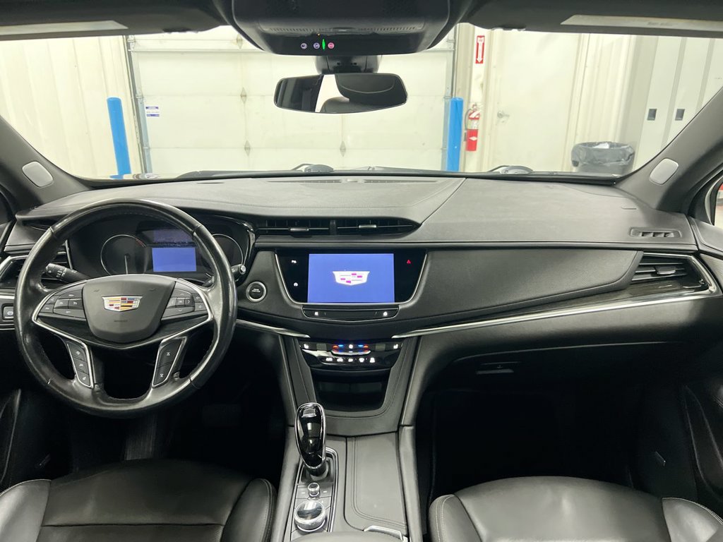Used 2023 Cadillac XT5 Premium Luxury FWD image 10