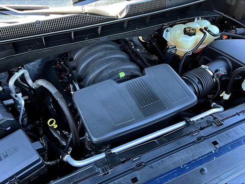 Used 2022 Chevrolet Silverado 1500 LT w/ Protection Package AWD/4WD image 29