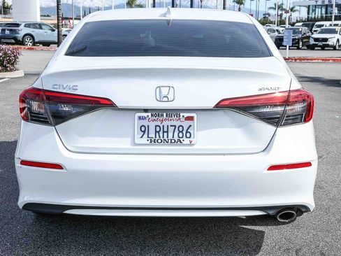 Used 2024 Honda Civic Sport image 6