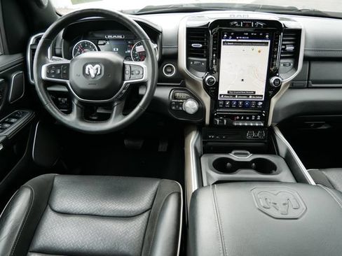 Used 2019 RAM 1500 Laramie AWD/4WD image 15