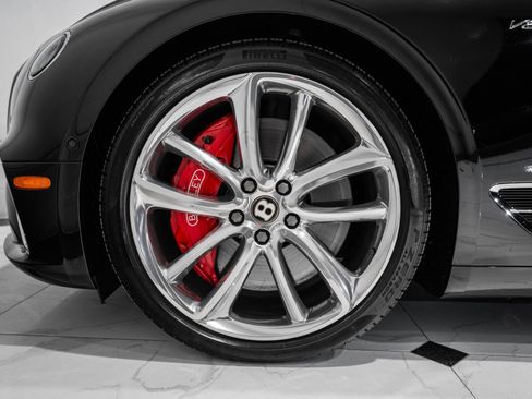 Used 2020 Bentley Continental GT image 6